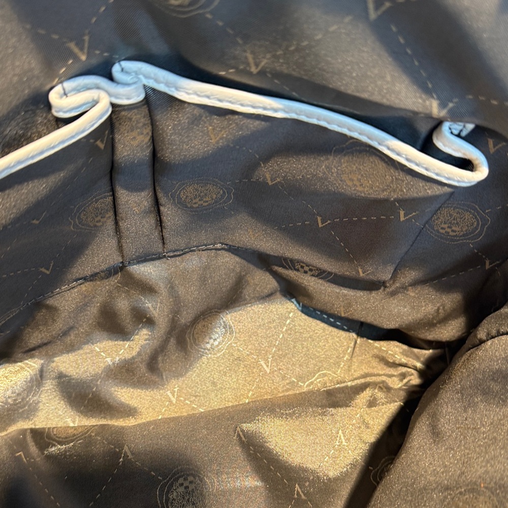 Vince Camuto Black and White Tote Bag - Picture 9 of 15